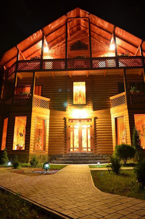 Guсulka Ksenia Villa Kosiv Bagian luar foto